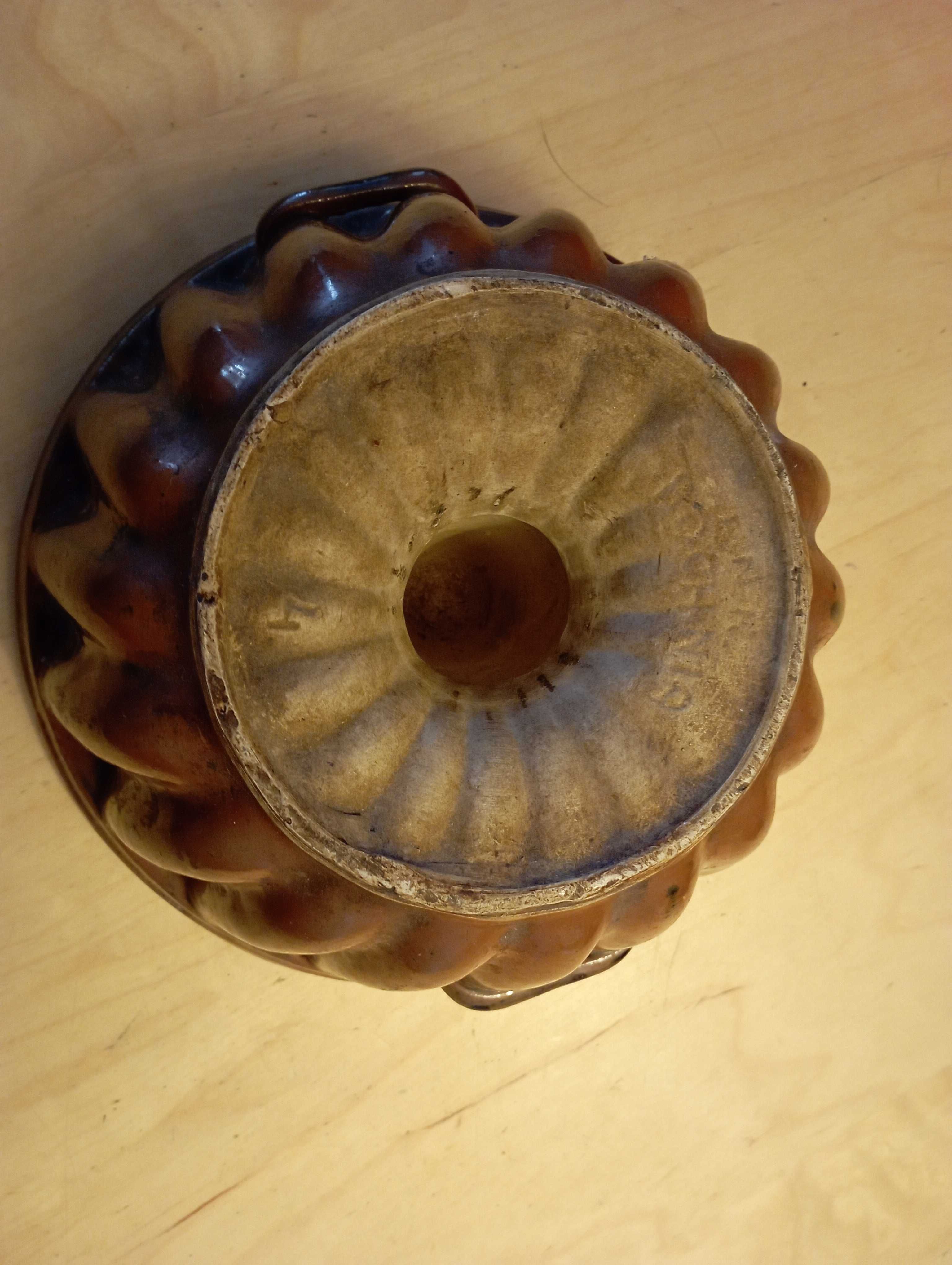 Ceramiczna forma z Bochni baba wielkanocna