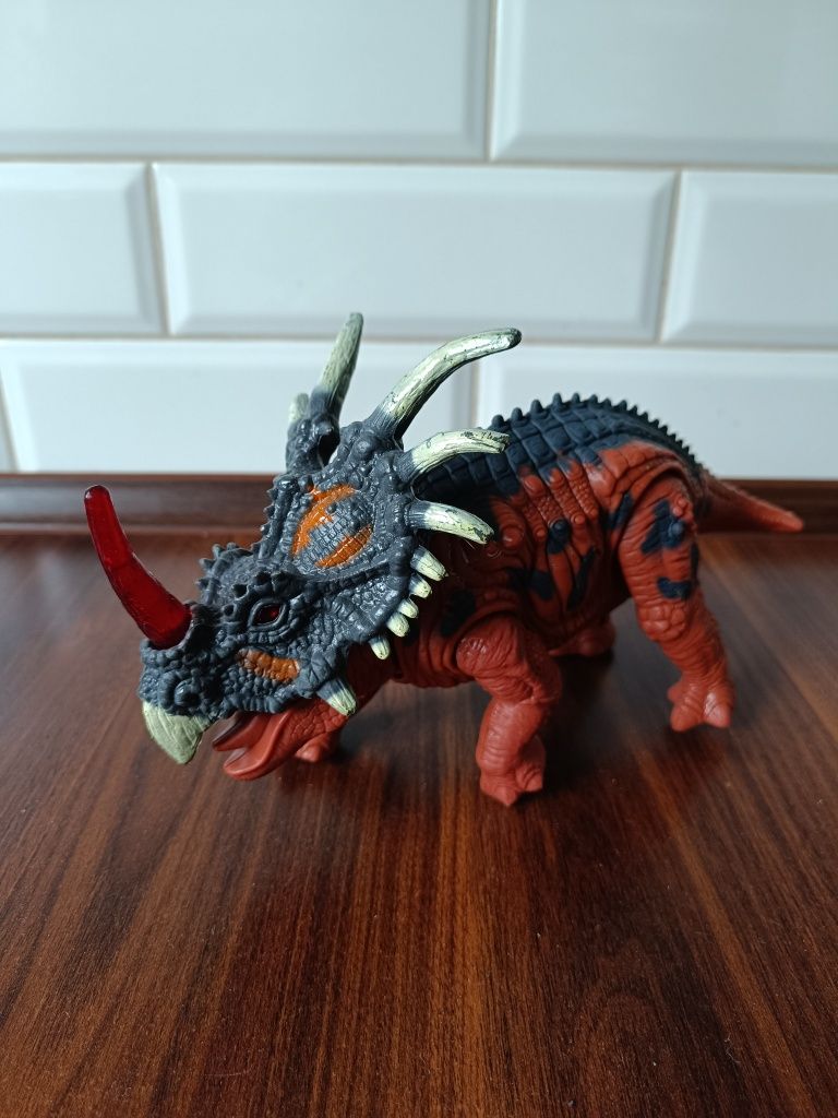 Ryczący Dinozaur z dźwiękiem i świecącym rogiem nowy zabawka figurka