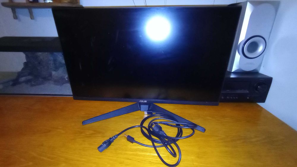 Monitor 4K Asus 28cali