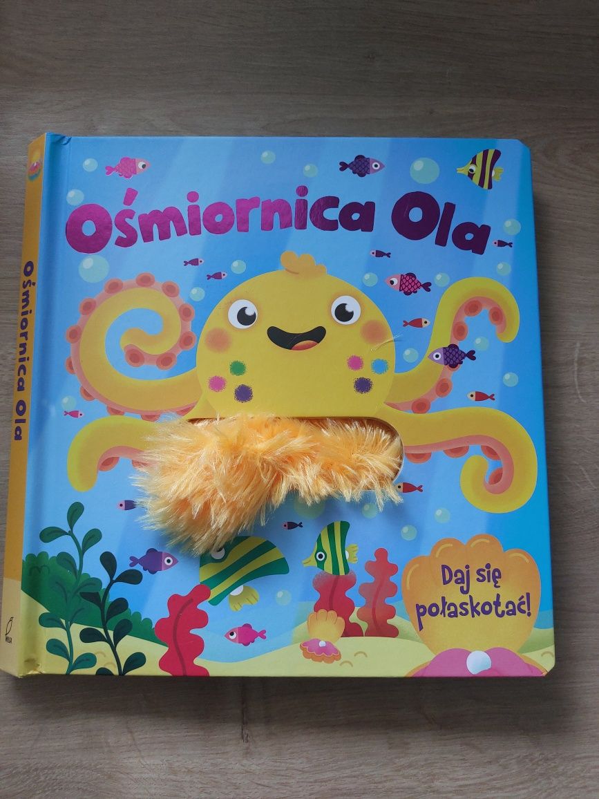 23 książki + zadania z naklejkami, karty edukacyjne i gra Super Wings