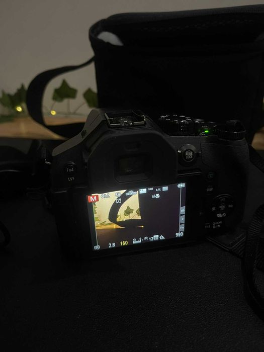 фотоапарат Panasonic Lumix FZ300