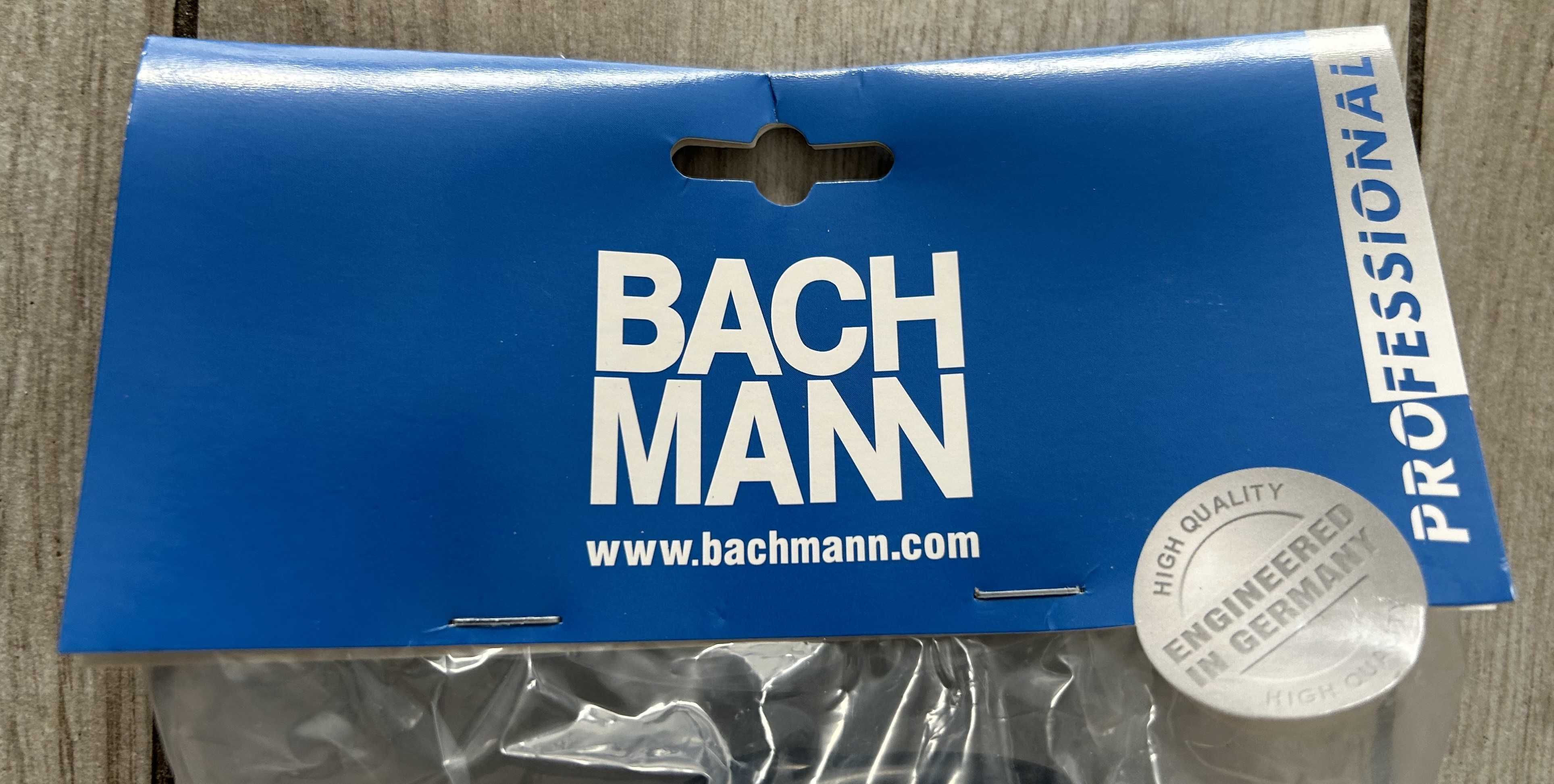 BACHMANN 19 Cali 1HE 9x Gniazd Strom 2m Schuko Aluminium NOWE