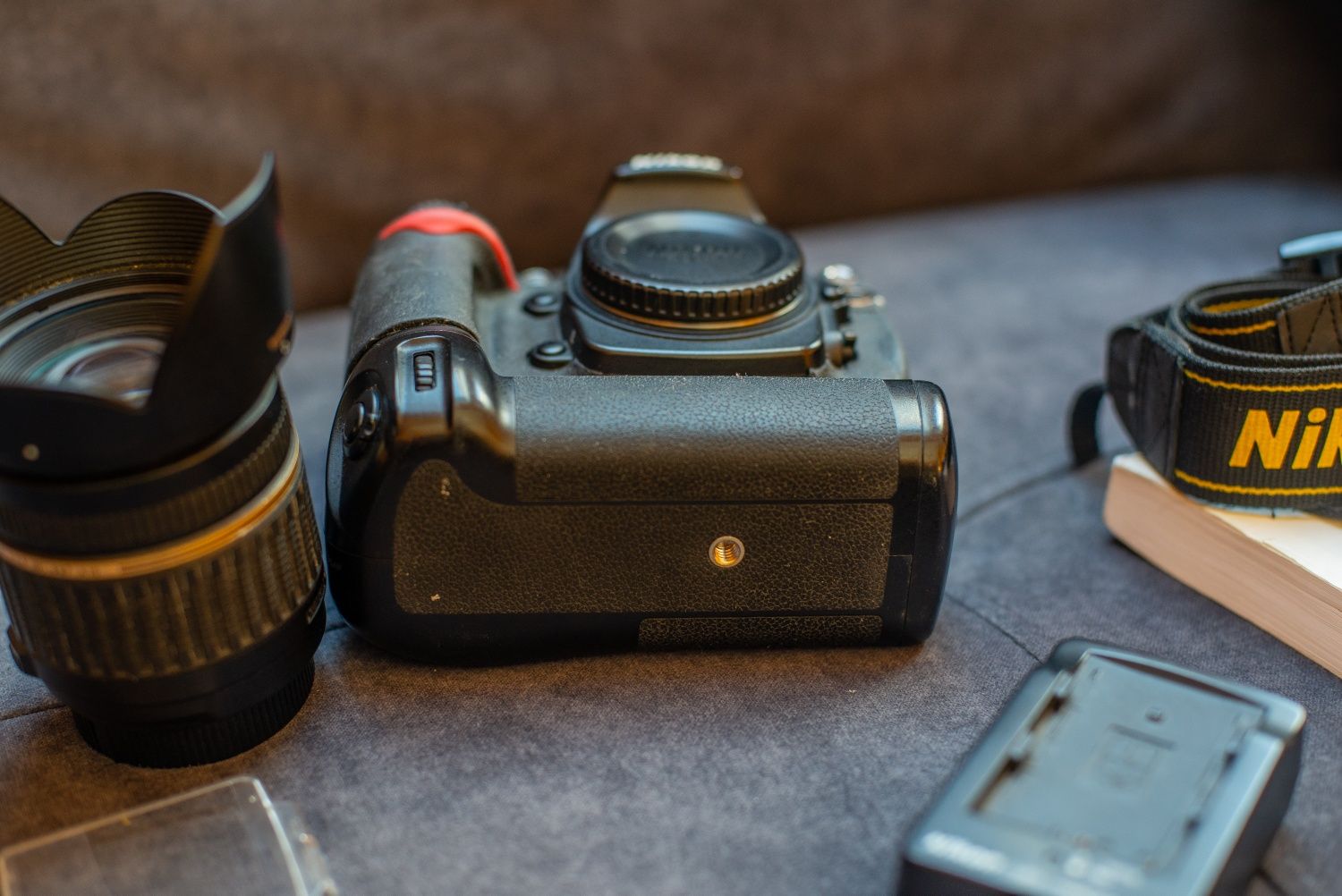 Nikon d300, Tamron 17-50 2,8, grip