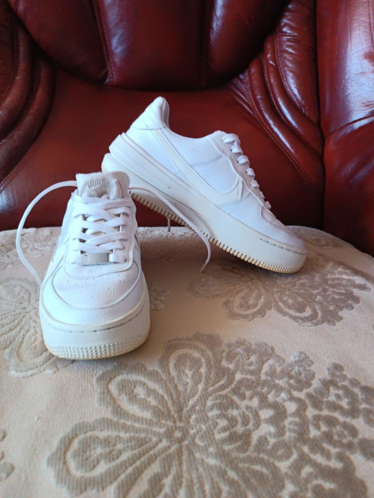 Продаються Nike Air Force