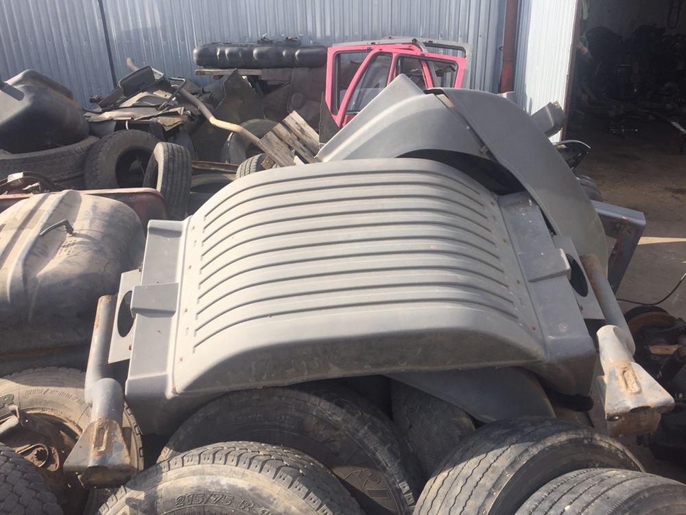 Крило підножка man L2000 LE ATEGO 8.163 8.150.8.160 8.180 8.224 815