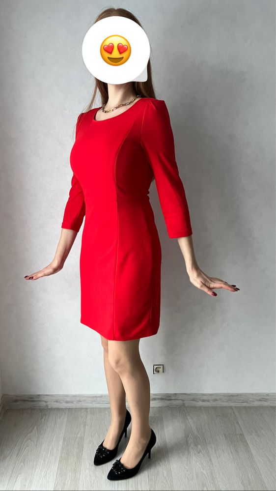 Червона класична сукня S-M (42-44)