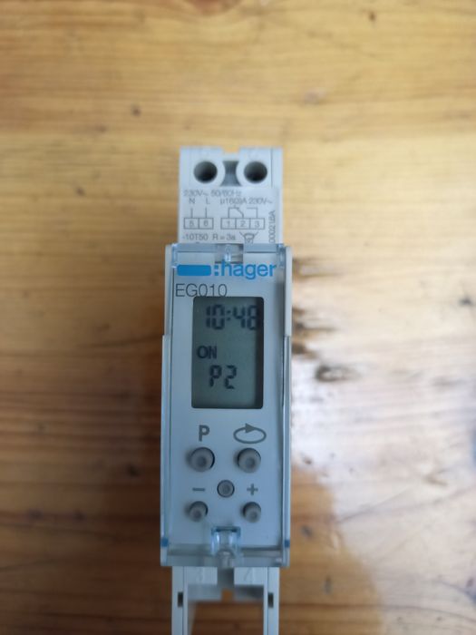 Цифровой таймер Hager EG 071