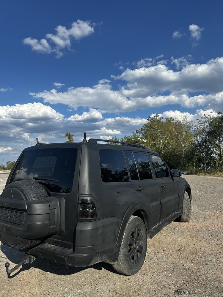 Mitsubishi Pajero 2007