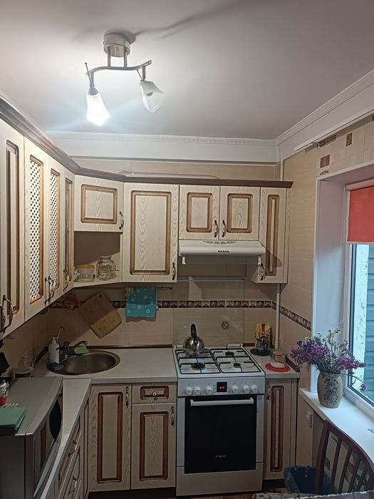 Квартира 2-кімнатна. Комунарський р-н.