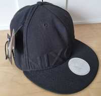 czapka z daszkiem New Era NIXON