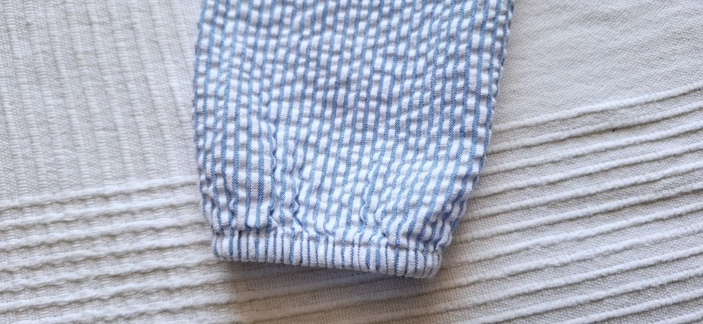 H&M, urocza bluzka hiszpanka, roz. 134cm