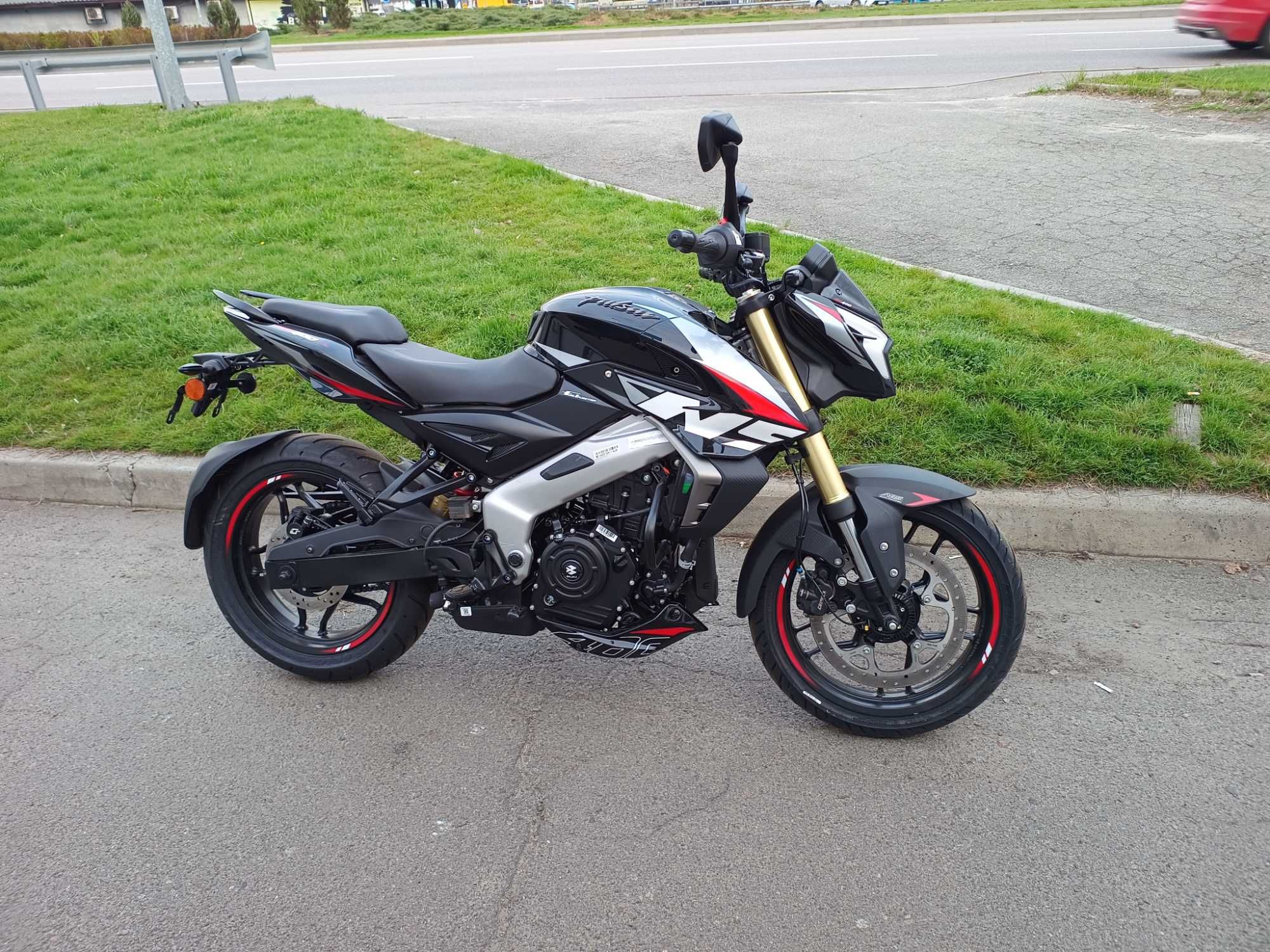 Bajaj Pulsar NS 400,  НОВИНКА від відомого Індійського виробника.