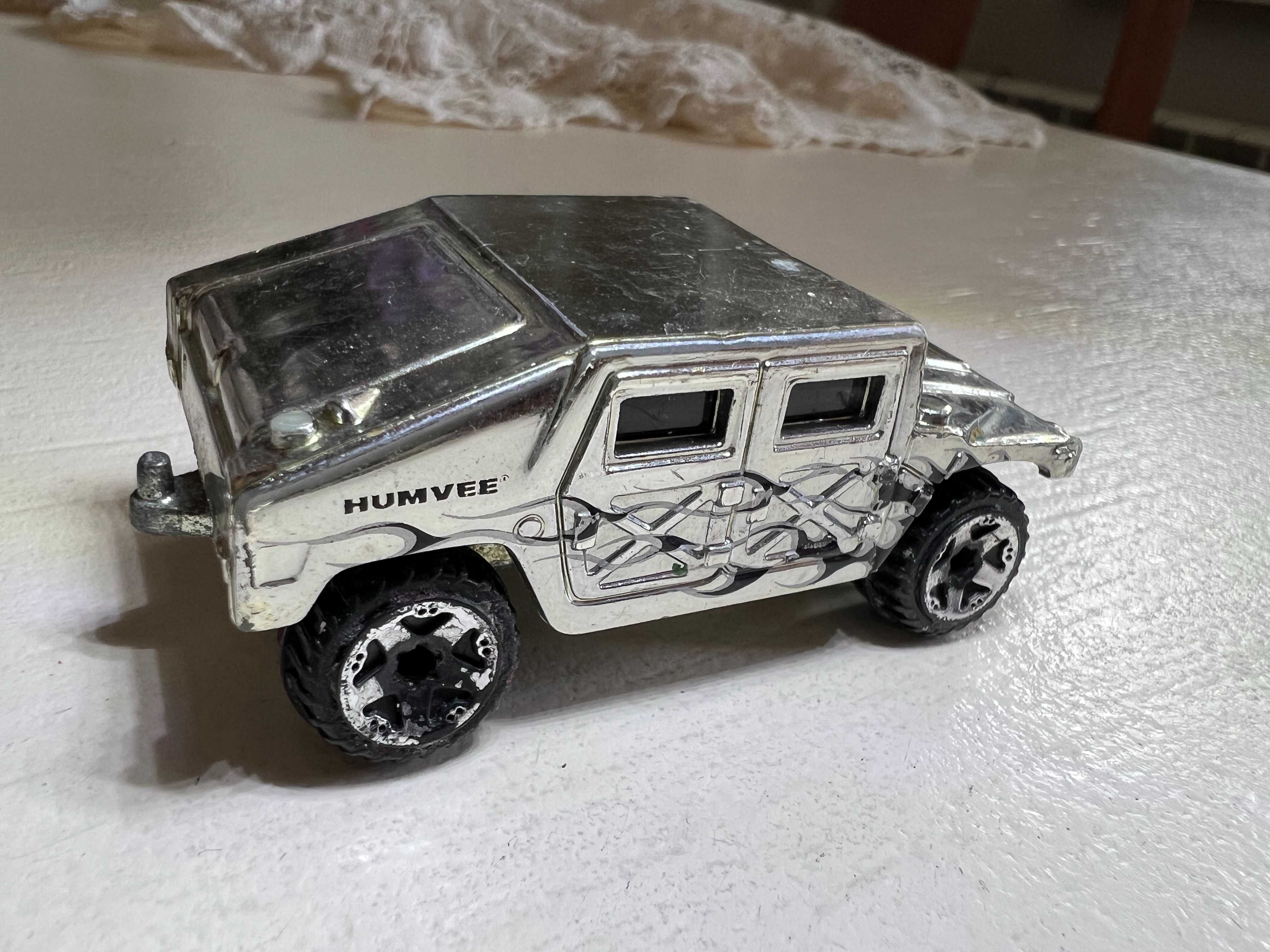 Hot Wheels Humvee Hummer H1 Chromowany