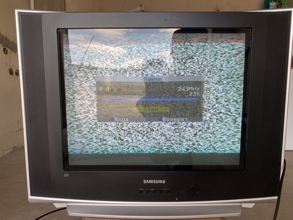 Телевизор Samsung 21”