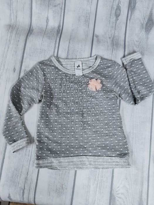 Bluzka dla dziewczynki szara w kropeczki długi rękaw rozmiar 110 5 lat