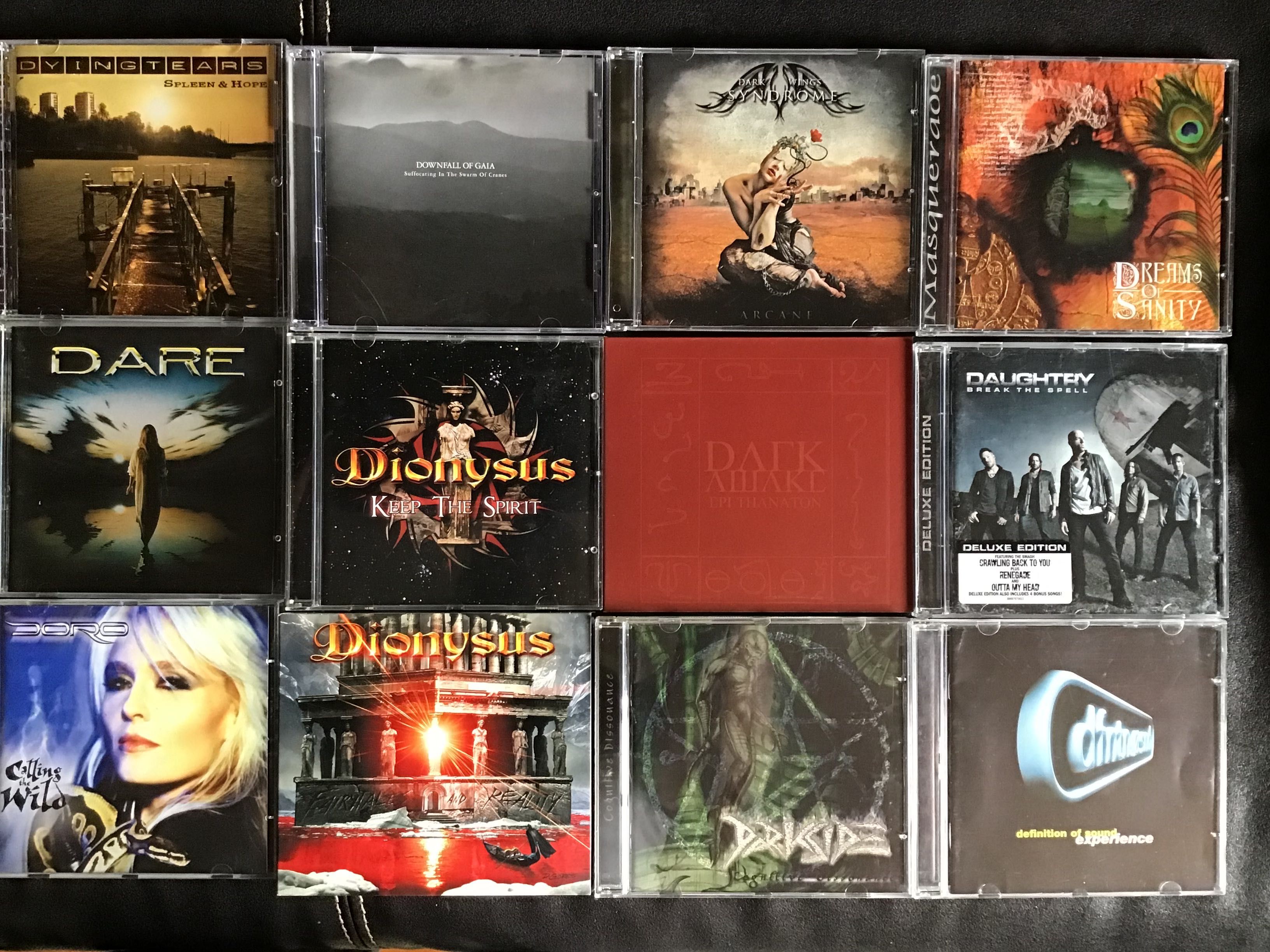 CDs vários metal , rock , letra C+D 2€. Actuliazada