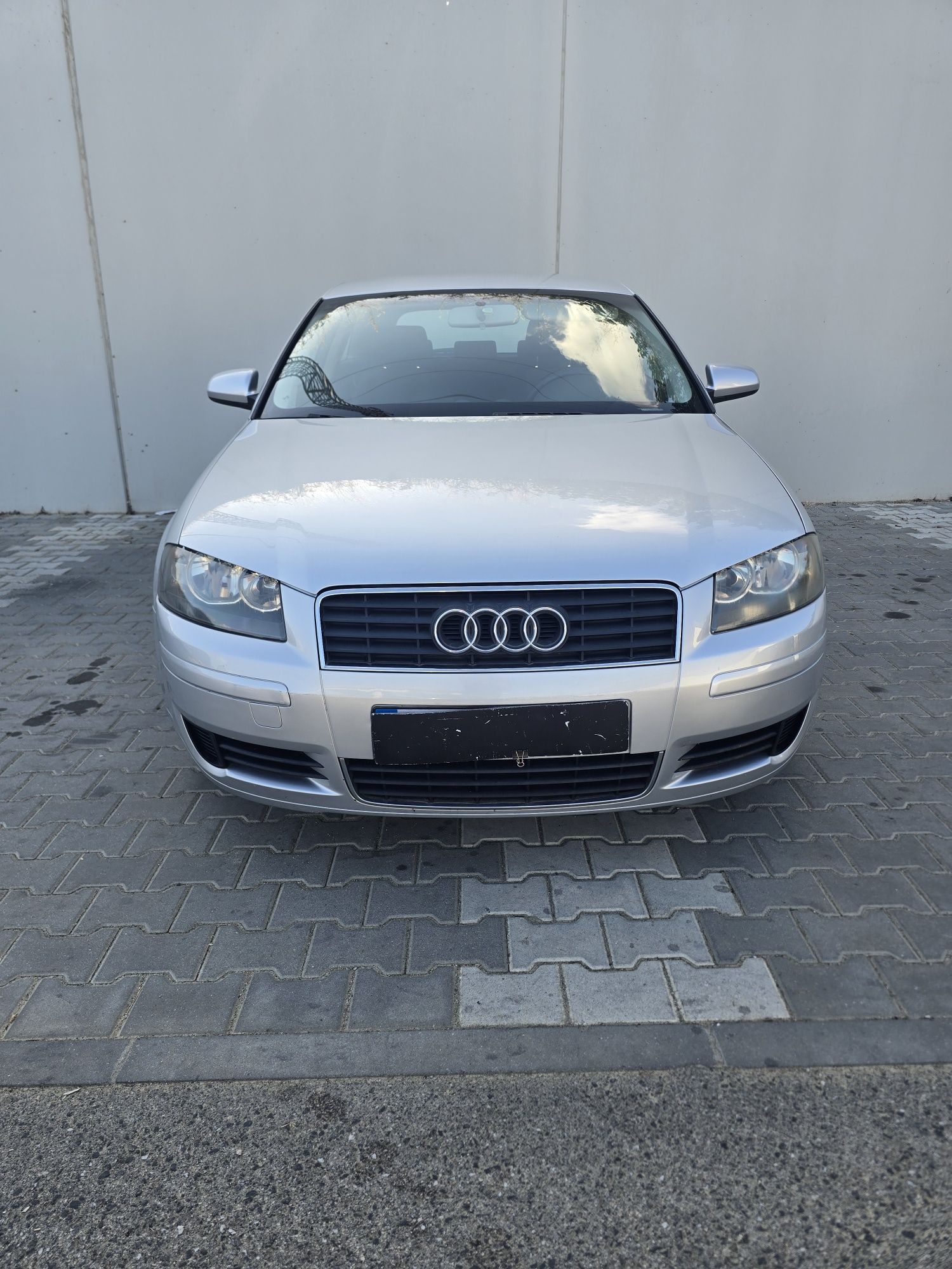 Audi A3 1.6 181mil kms