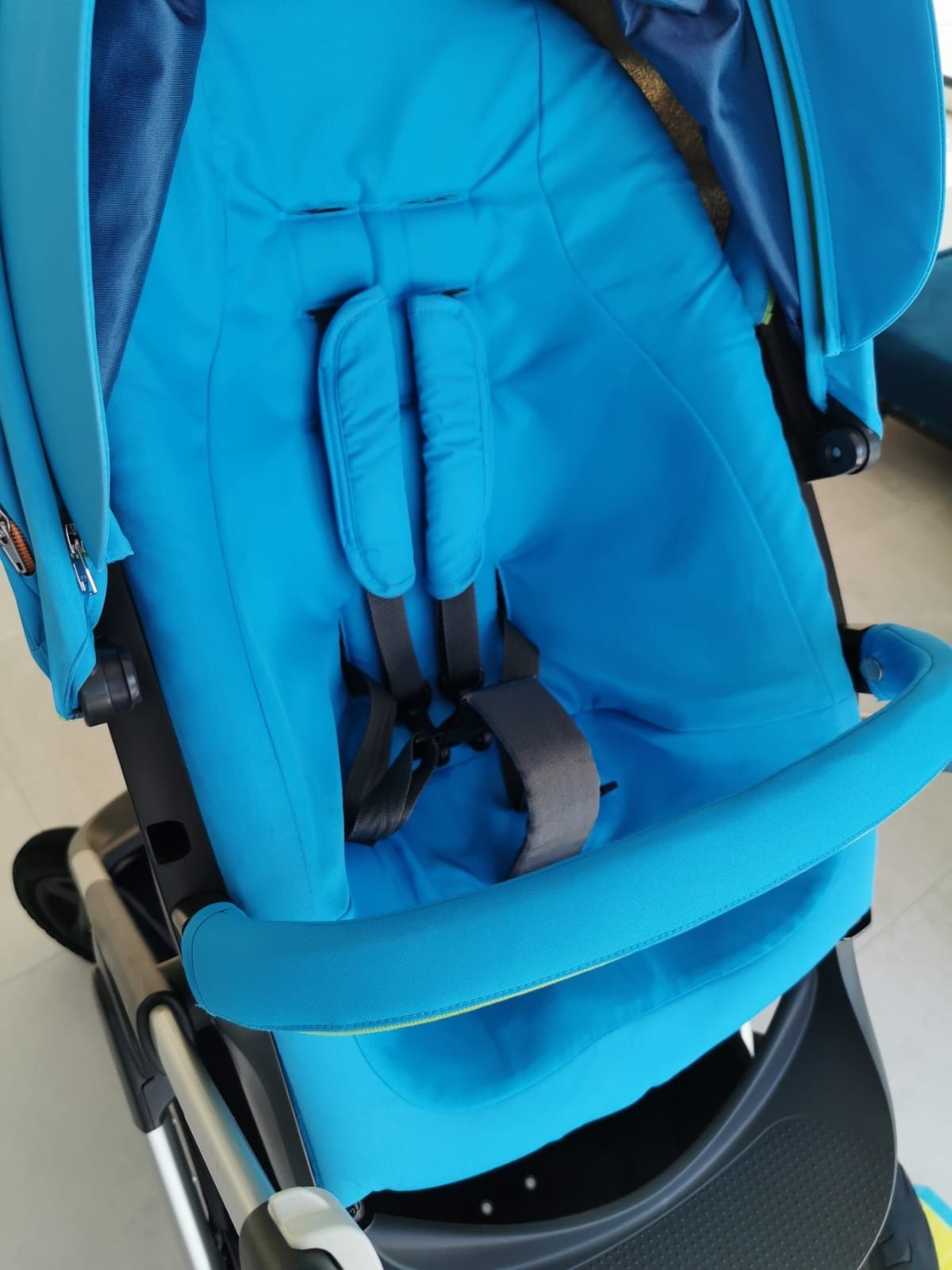 Wózek 2w1 Stokke Trailz gondola Black melange