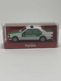 Mercedes 300 E Polizei da Herpa 1/87