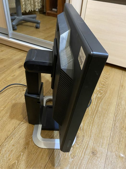 Монітор Lenovo ThinkVision L200P Wide
