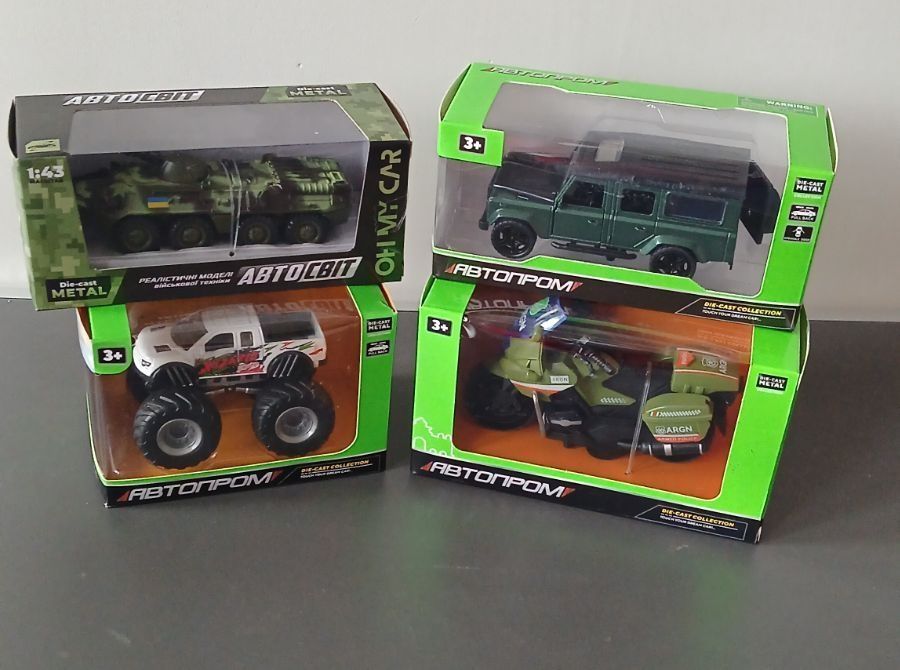 Набір машинок інерційні