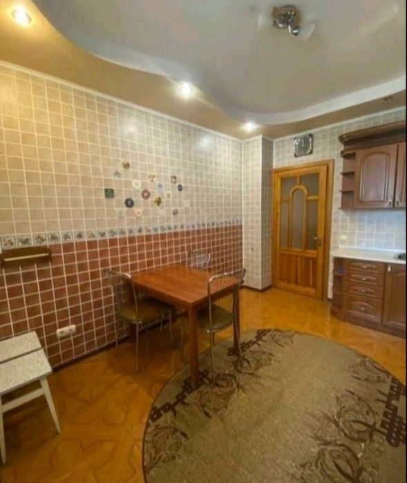 3-х кімнатна вул Харьківська початок