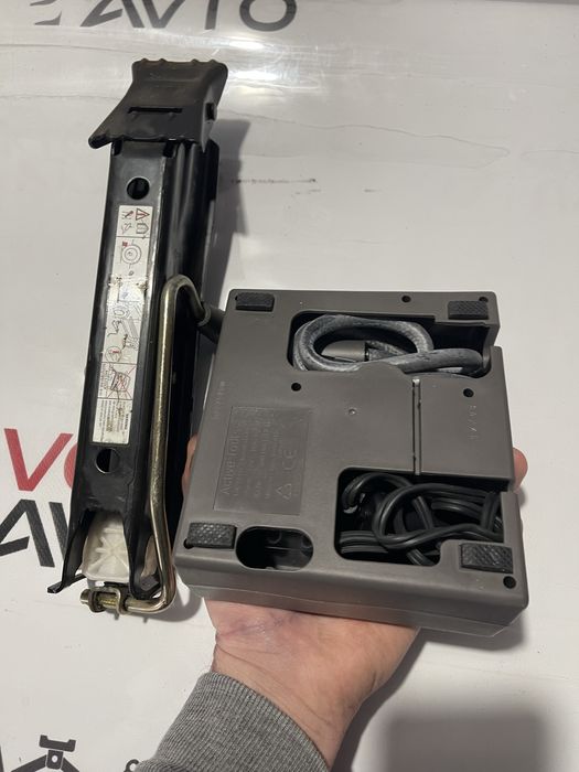 Домкрат Автокомпресор Seat Vw Audi Golf Polo Altea Passat Tiguan