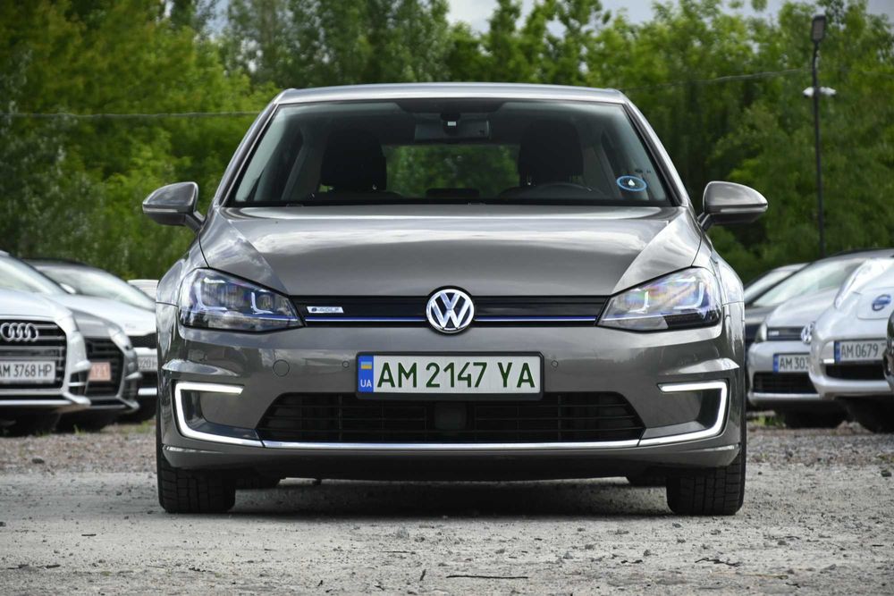 Volkswagen e-Golf 2015