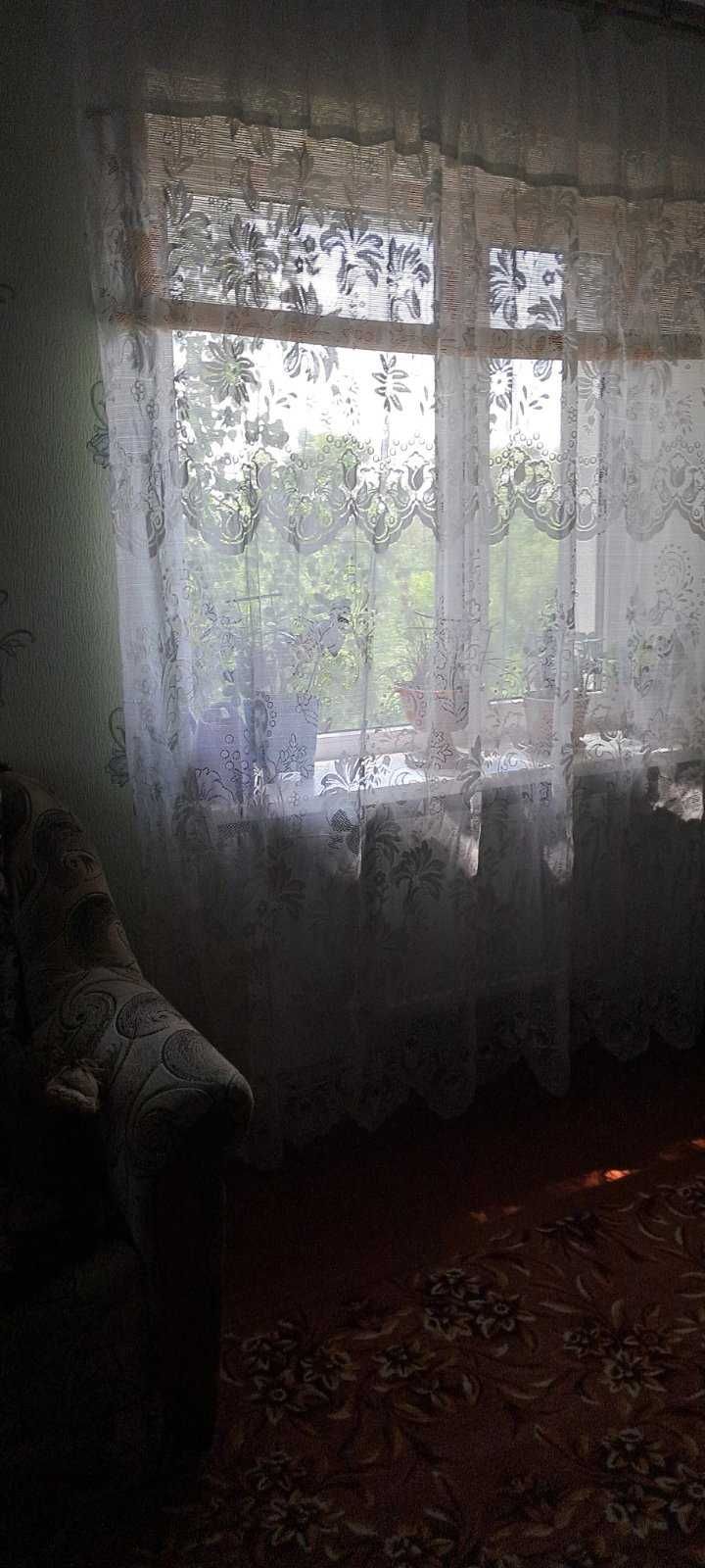 Продаю 2кімнатну квартиру 2й поверх з Гаражем та Дачою