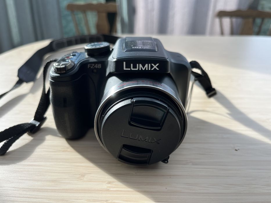 Panasonic Lumix DMC-FZ48 + Saco de transporte impermeável