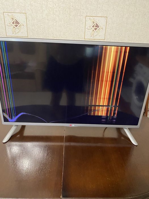 Телевізор LG 32LB572U