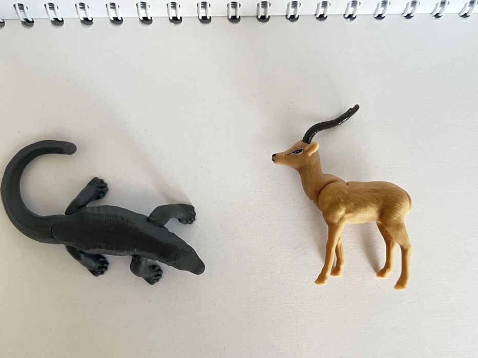 Іграшка кіндер натунс Kinder natoons. ВАРАН