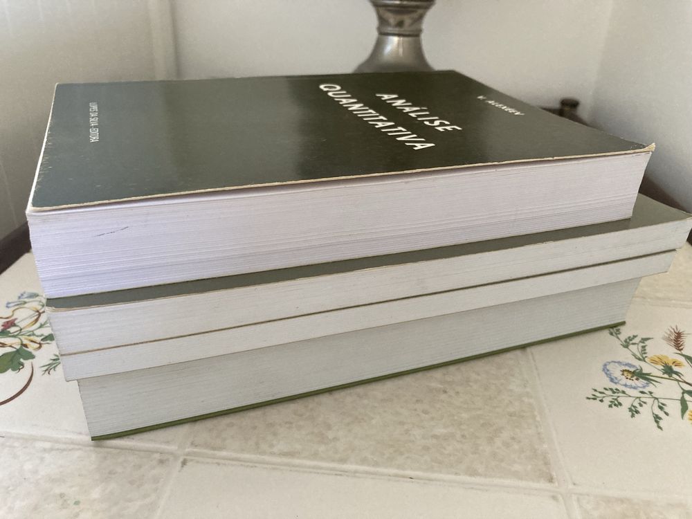 Livro de Quimica - Análise Quantitativa, V. Alexéev
