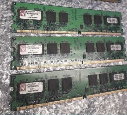 Память фирменая  Kingston DDR2 1066MHz  1ГБ