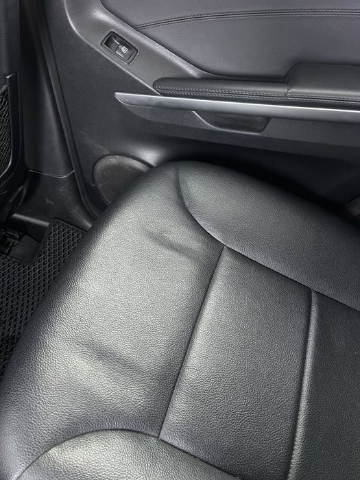 В продажі  Mercedes ML 350