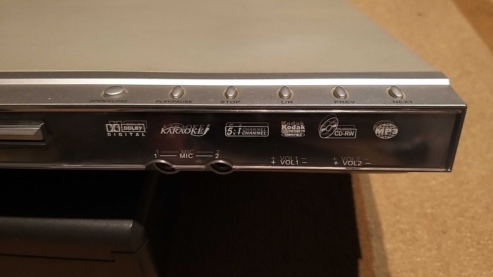 Leitor denver DVD - 706 K