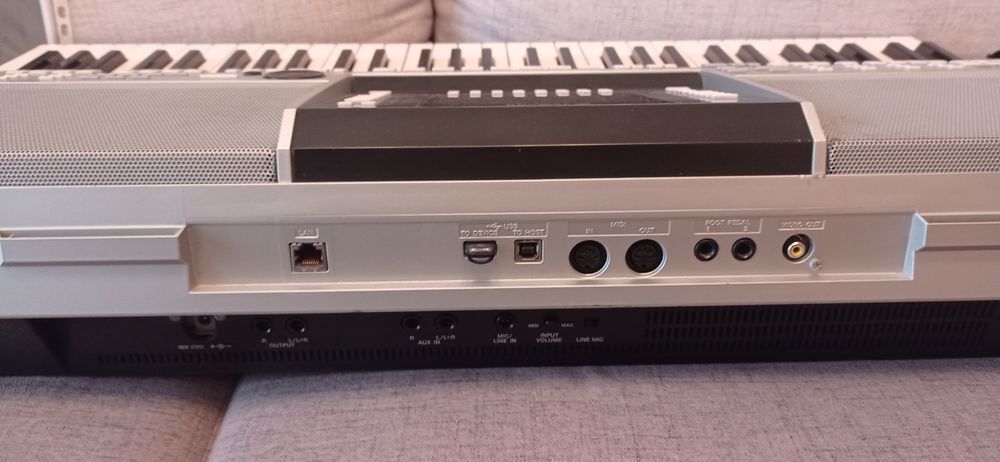 Keyboard Yamaha PSR S 910