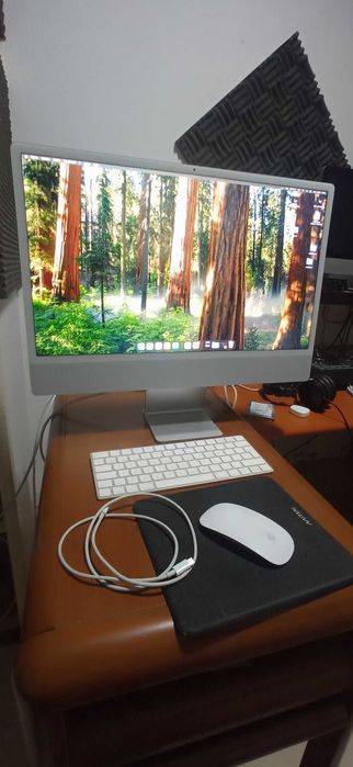 iMac 24″ (2021) – Chip M1 – 16GB RAM – 245GB SSD – Caixa original