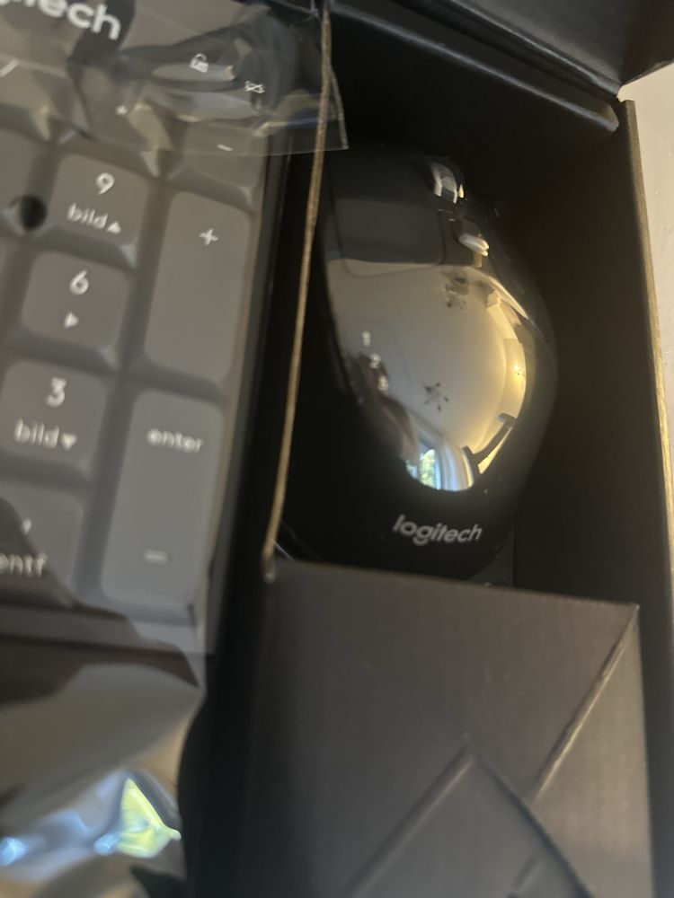 Logitech MK850 zestaw klawiatura QWERTZ + mysz bezprzewodowa