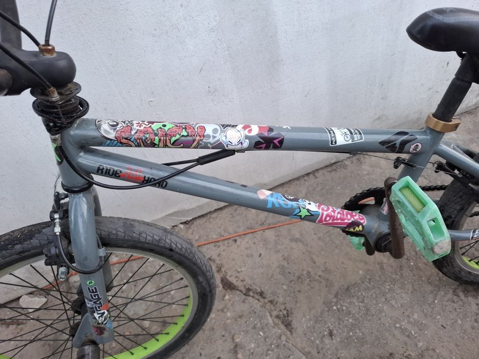 BMX Karbon Stickerbomb 20