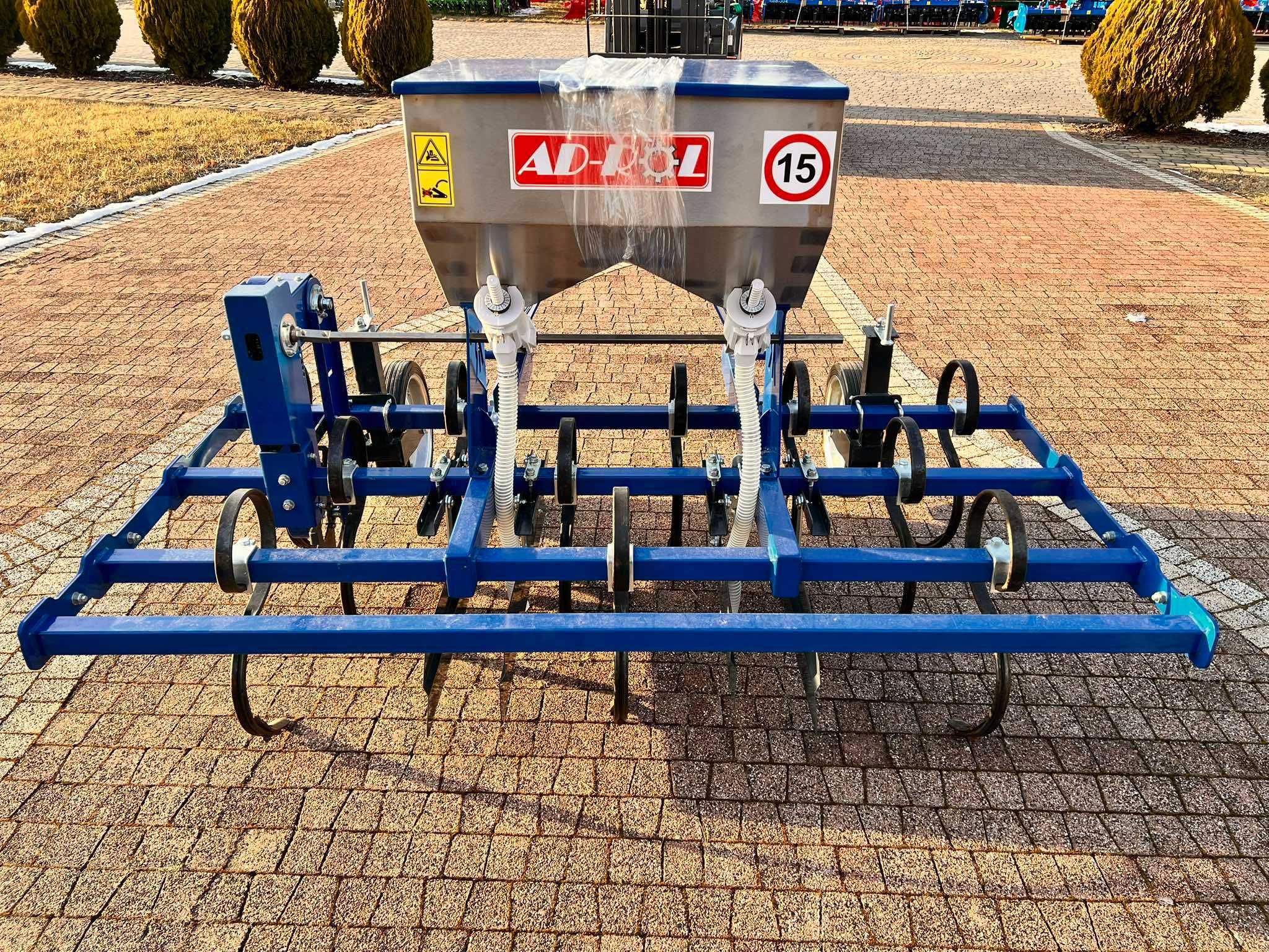 Pielnik Ekopielnik AP200 AD-ROL ramowy do truskawek warzyw dozownik