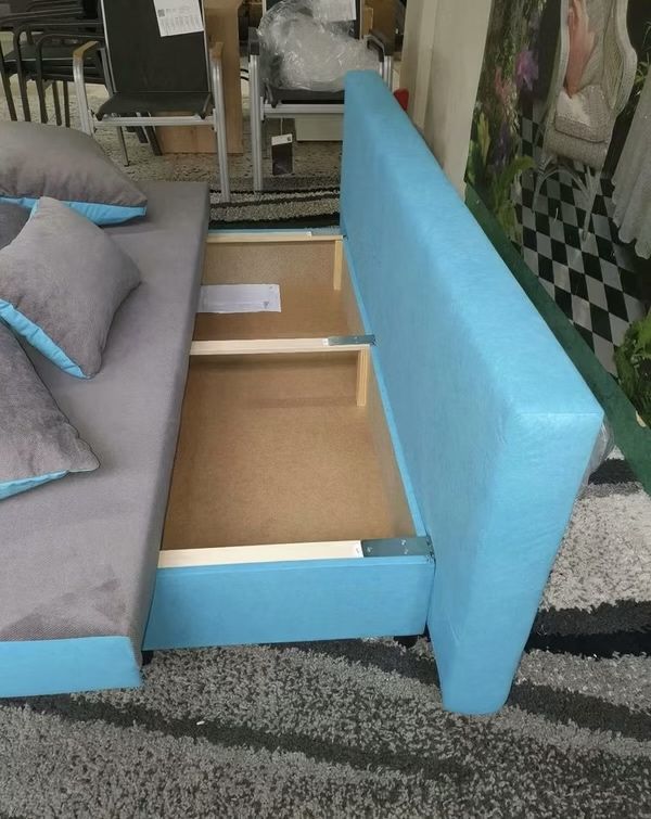 Używana sofa wersalka kanspa rozkładana z funkcją spania transport