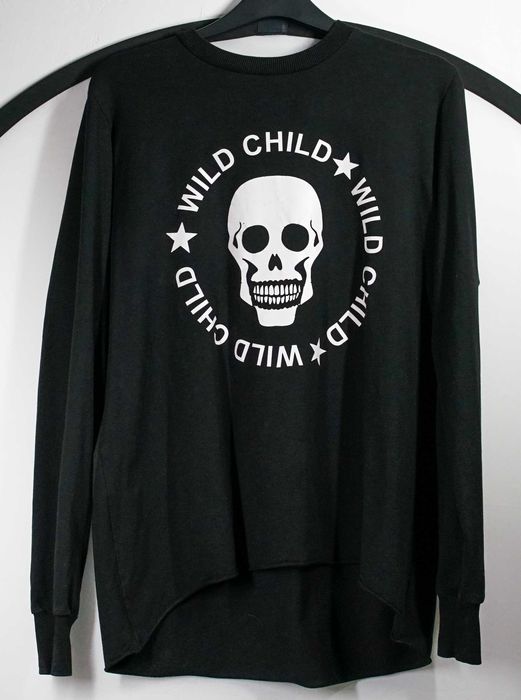 Butikowa asymetryczna koszulka z długim rękawem MOJE Wild Child
