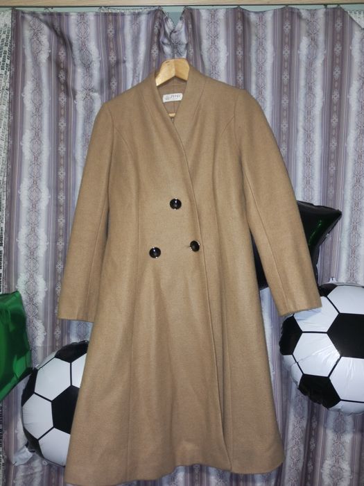 Пальта,куртки безкоштовно