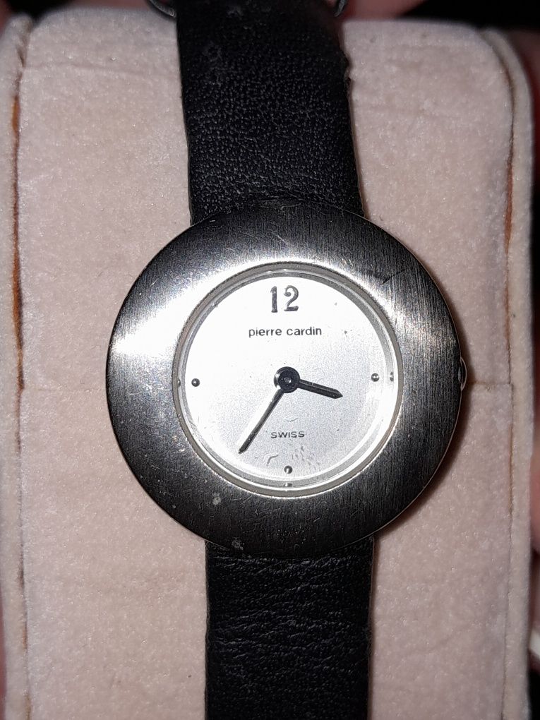 Relógio de senhora Pierre Cardin