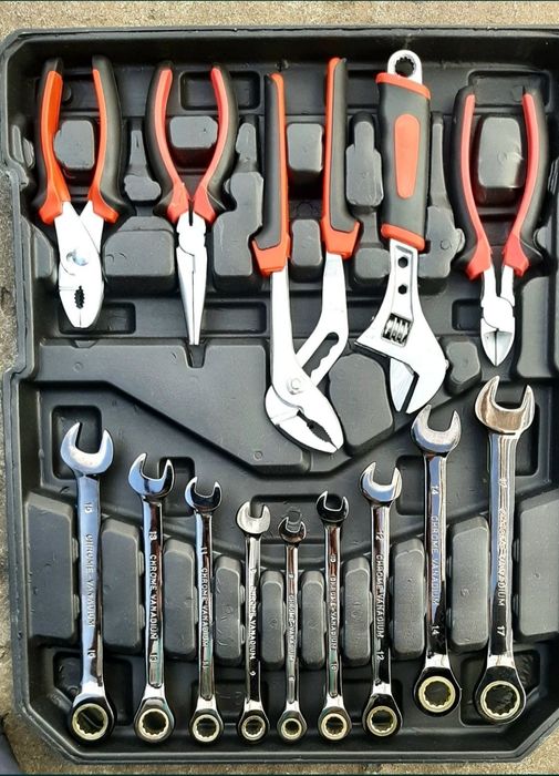 НОВЫЙ набор инструментов.