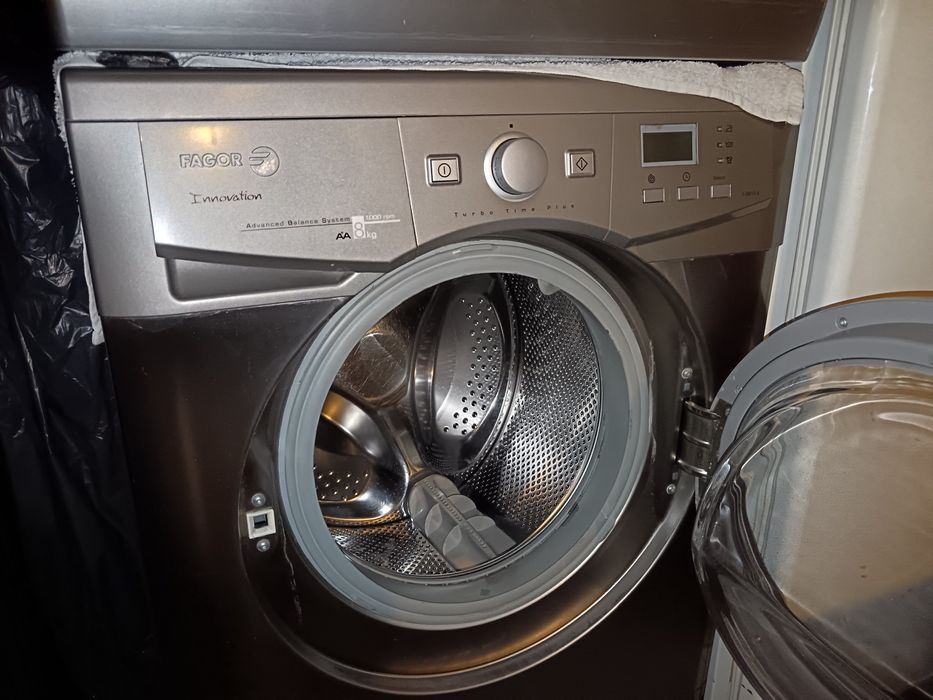 Máquina de lavar roupa 8 kg