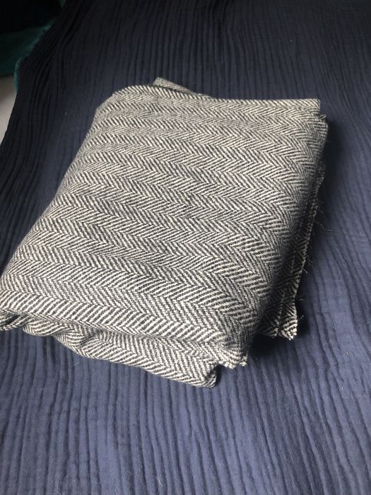 Tkanina płaszczowa 100% wełna jodełka 250/150 kupon