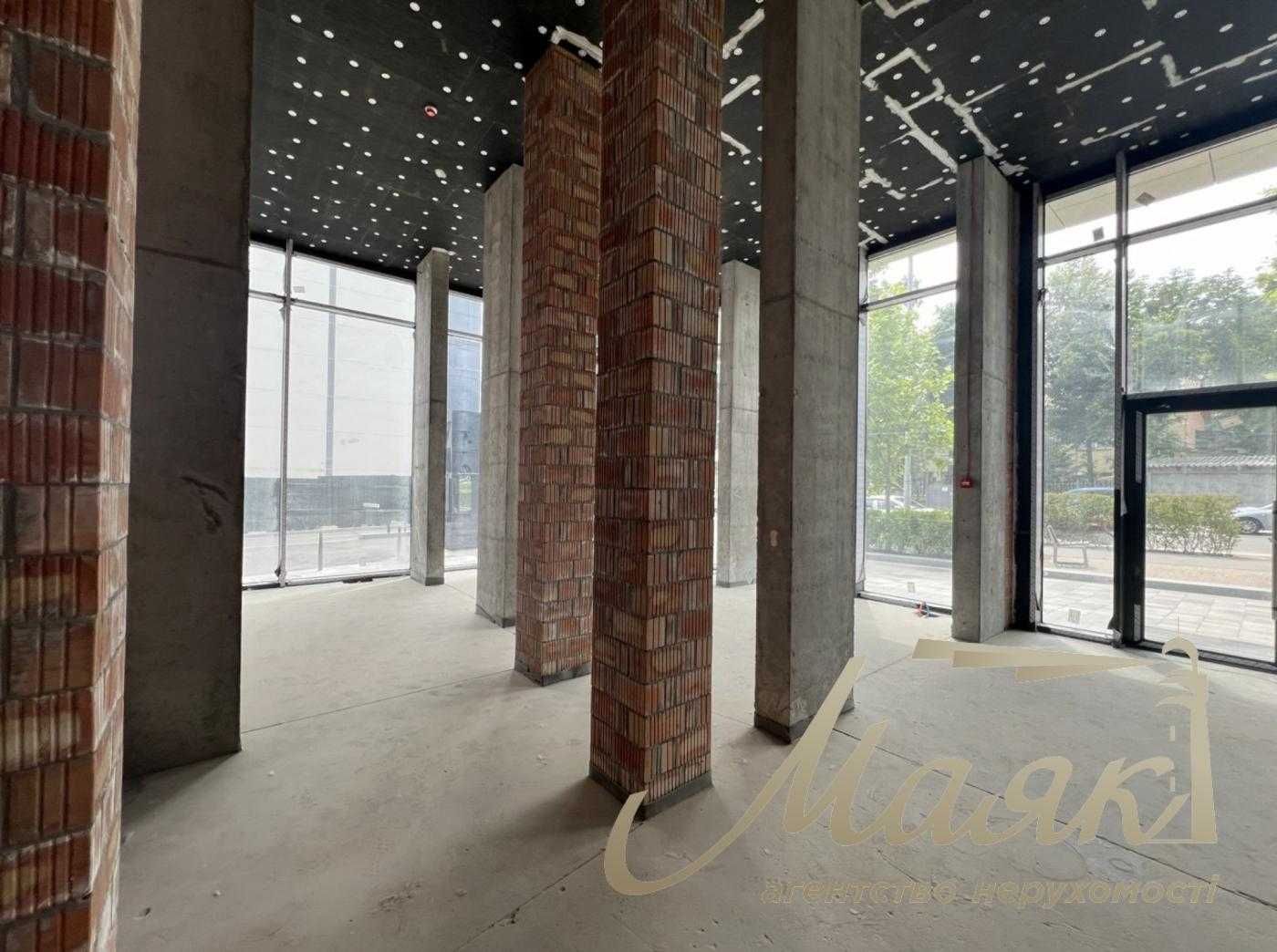 БЕЗ%Аренда фасадного помещения 113,3м2 , ЖК UNIT HOME.