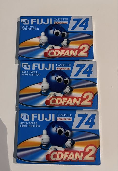 Cassetes audio seladas 74 minutos